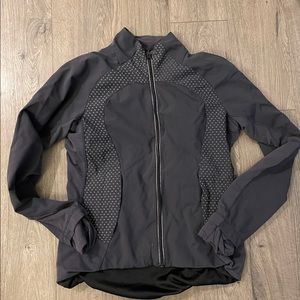 Lululemon zip up size 6